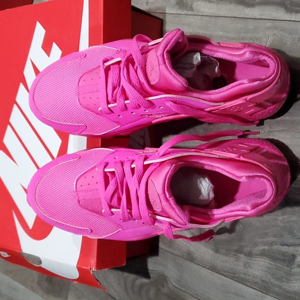 NIKE Huarache